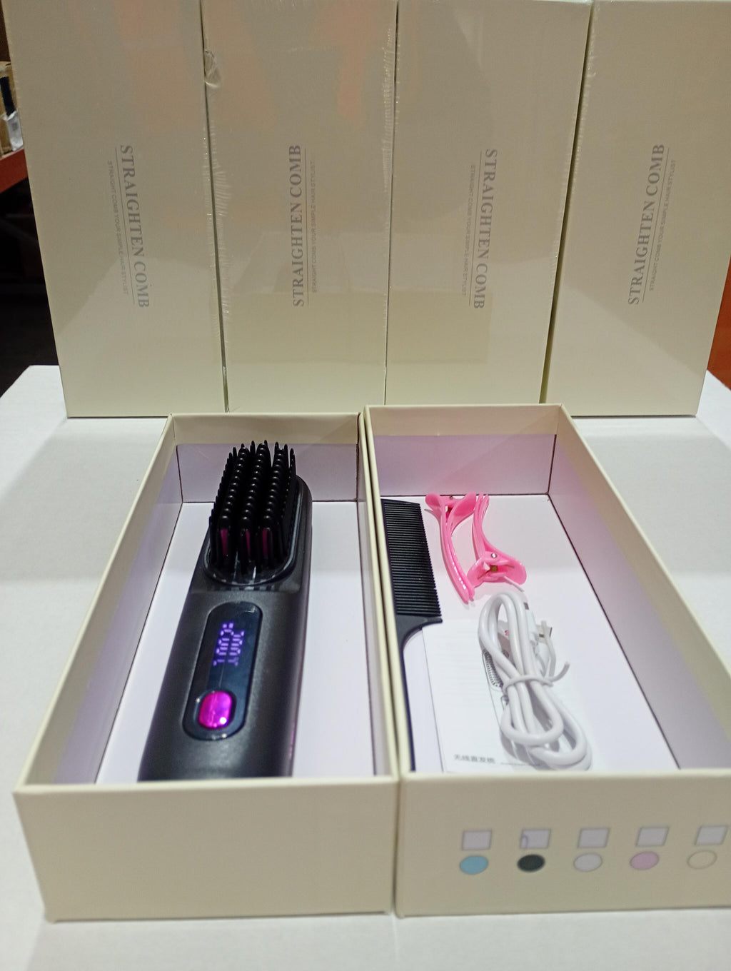 Cordless hair straightening brush
